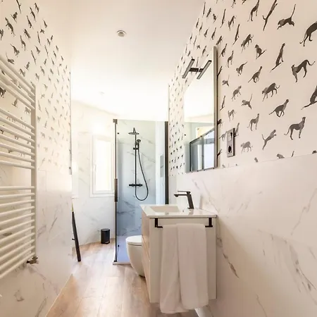 Vivienda Turistica Plaza De Tres Pilares *